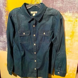 NWT Christopher & Banks Petite Medium button up denim-like shirt.